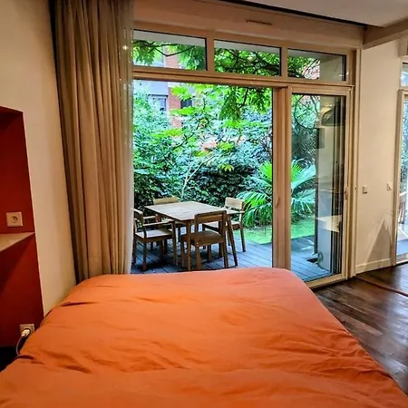 Beautiful With Private Garden París